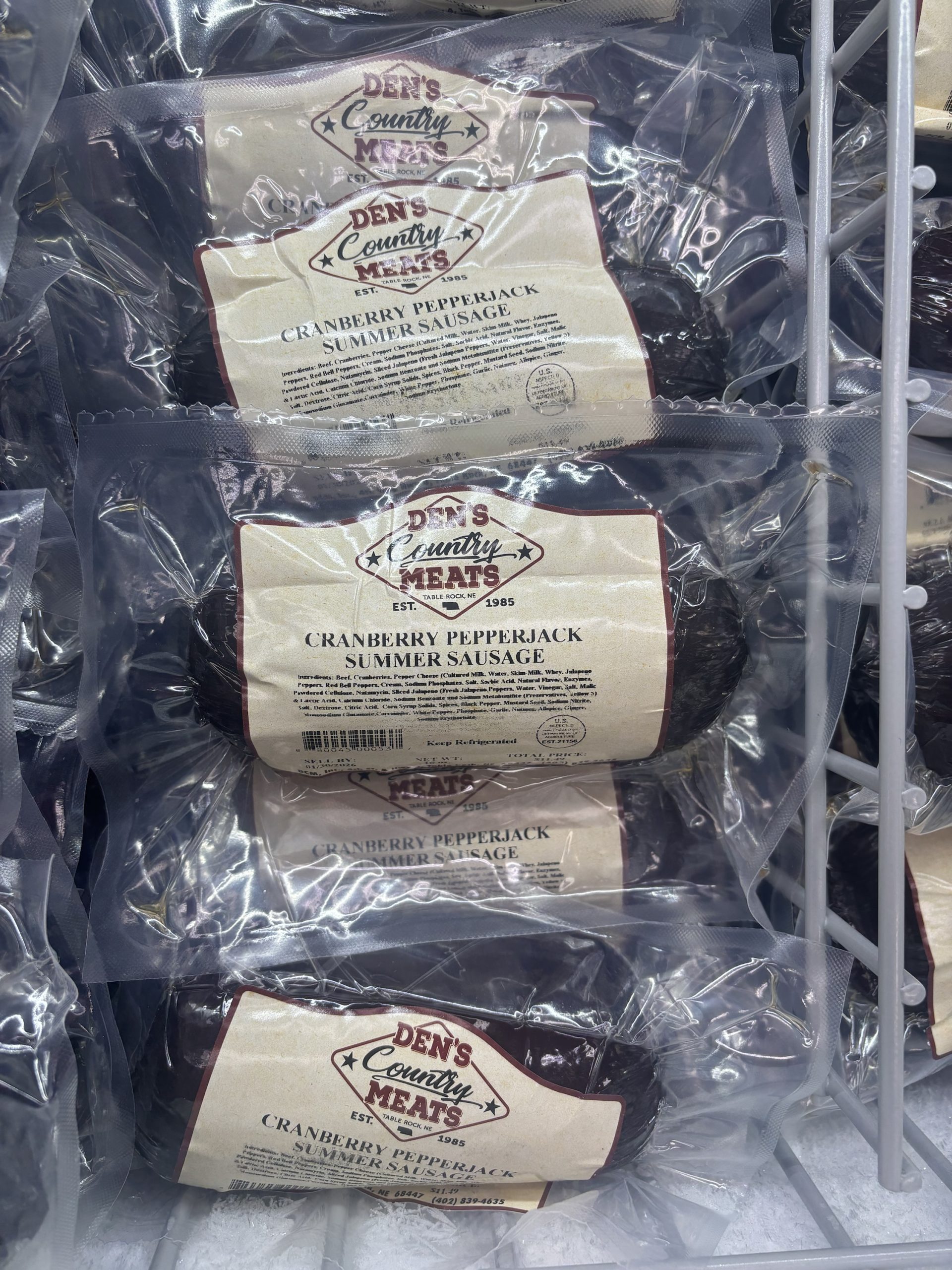 Summer Sausage with Cranberries and Pepperjack Cheese 1 Summer Sausage with Cranberries and Pepperjack Cheese
